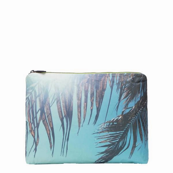 Aloha Collection Mid Waterproof Travel Pouch