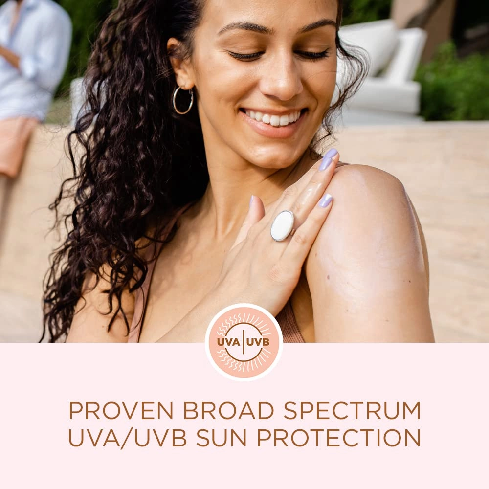 Coppertone Glow Protect and Tan Sunscreen Lotion   Gradual Self Tanner, SPF 45 Sunscreen, 5 Fl Oz Tube