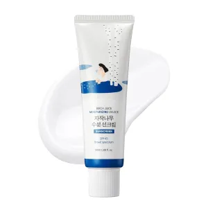 ROUND LAB Birch Juice Moisturizing UV LOCK SPF 45 Broad Spectrum UV Protection – Non-toxic, Lightweight, Oil Free, Organic, Reef Safe, Travel Essential Korean Skincare Sunscreen (1.69 Fl Oz)
