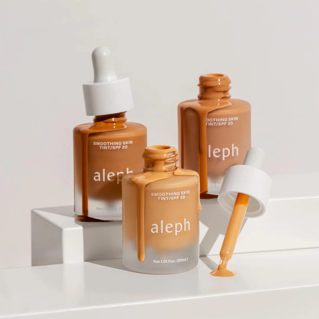 Smoothing Skin Tint - SPF20