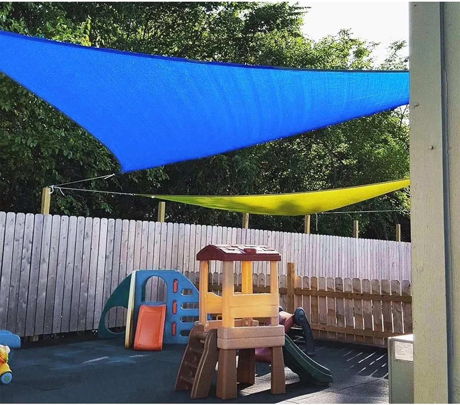Triangular Sun Shade Sail, Waterproof Party Sunscreen Awning, Wind-Proof Sun-Proof Sunshade Canopy for Garden, Backyard, Outdoor Facility & Activities (E 4x4x5.7m)